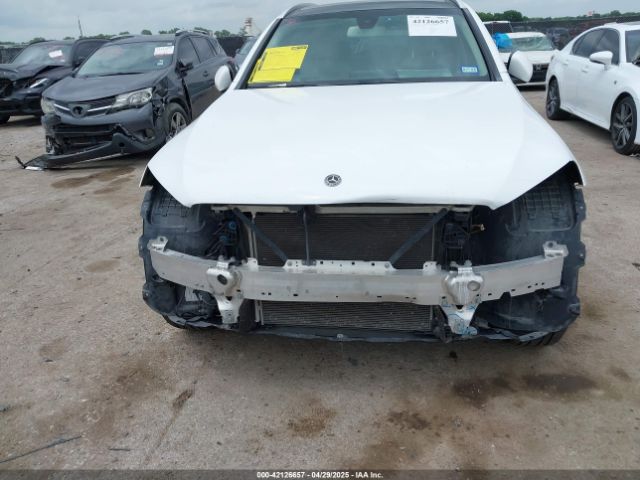 WDC0G4JB4KF590524 Mercedes-Benz GLC 300