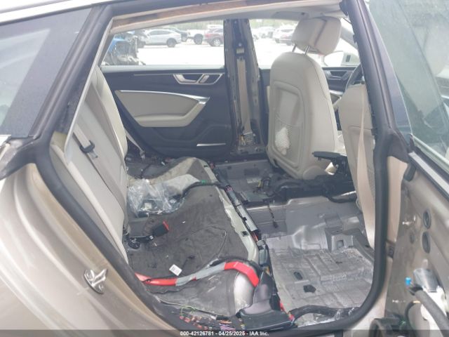 2019 AUDI A7 WAUR2AF24KN114229 Photo 7