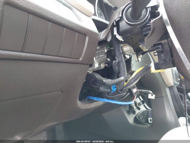 KM8SM4HF6HU192392 Hyundai Santa Fe Se