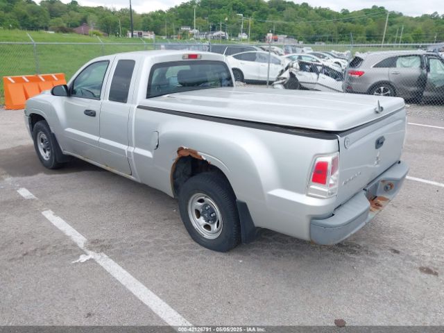 2007 MITSUBISHI RAIDER 1Z7HC22K07S217281 Photo 2