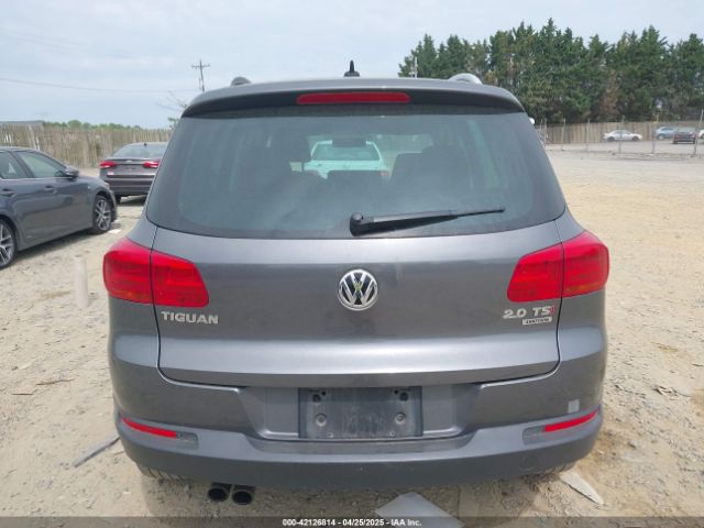 WVGBV7AX4FW560684 Volkswagen TIGUAN SE