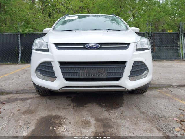 1FMCU9GX1GUC04085 Ford ESCAPE SE