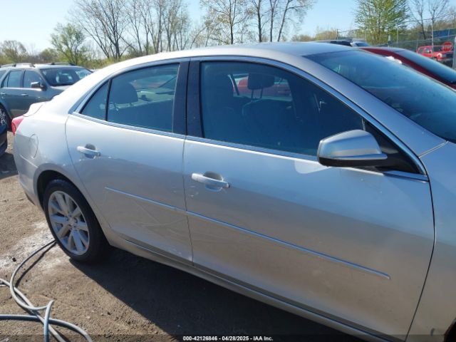 1G11D5SL7FF303014 Chevrolet MALIBU 2LT