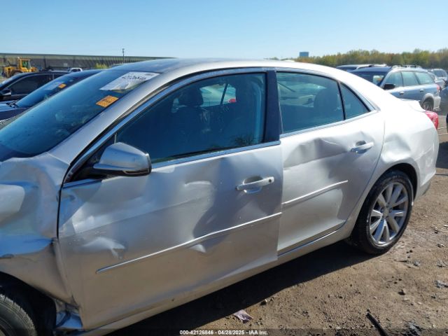 1G11D5SL7FF303014 Chevrolet MALIBU 2LT