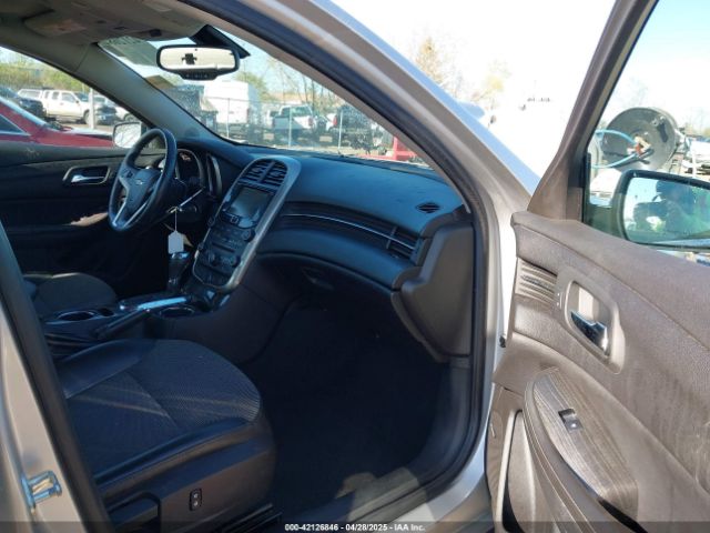 1G11D5SL7FF303014 Chevrolet MALIBU 2LT