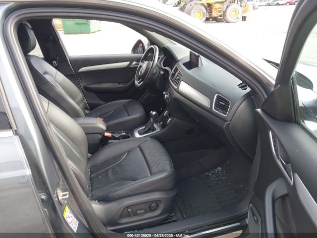 WA1GFCFS9FR007776 Audi Q3 2.0t Premium Plus