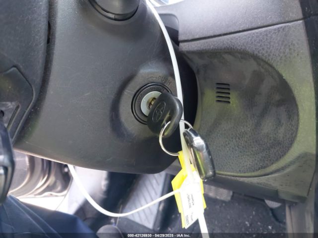 5YFBURHEXHP693887 Toyota COROLLA L