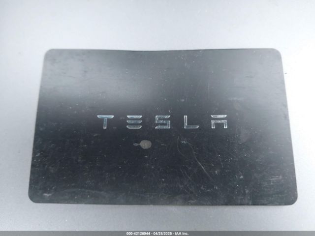 2023 TESLA MODEL Y 7SAYGDEE5PA200040 Photo 10