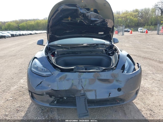 7SAYGDEE5PA200040 Tesla 2023