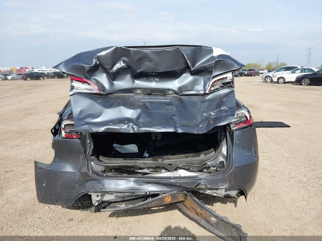 7SAYGDEE5PA200040 Tesla 2023