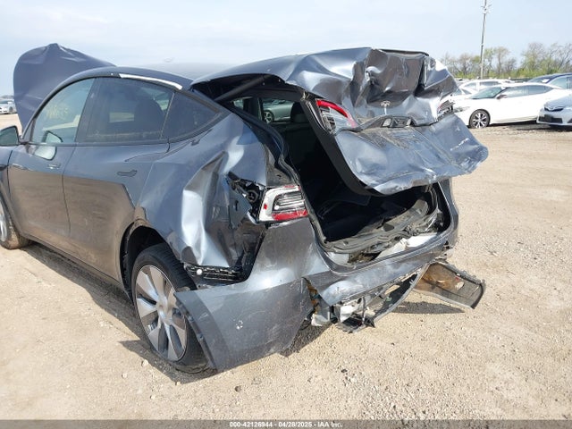 7SAYGDEE5PA200040 Tesla 2023