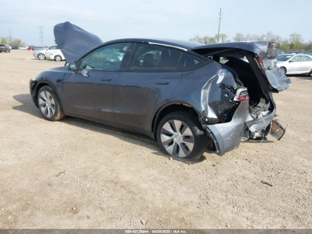 2023 TESLA MODEL Y 7SAYGDEE5PA200040 Photo 2