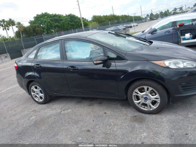 3FADP4BJ5FM130099 Ford FIESTA SE