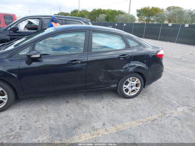 3FADP4BJ5FM130099 Ford FIESTA SE