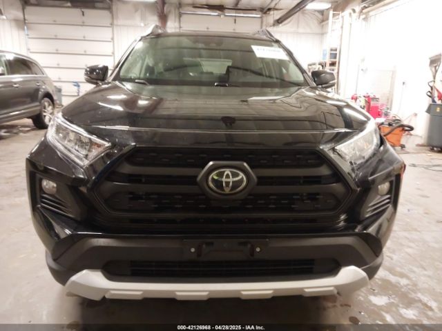 2T3J1RFVXKC040255 Toyota Rav4 Adventure
