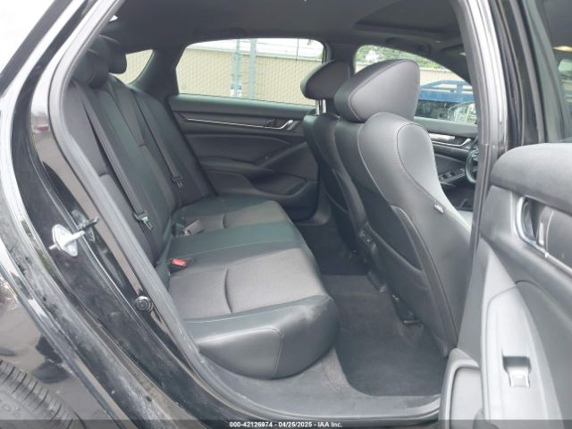 1HGCV2F32NA017395 Honda Accord Sport 2.0t