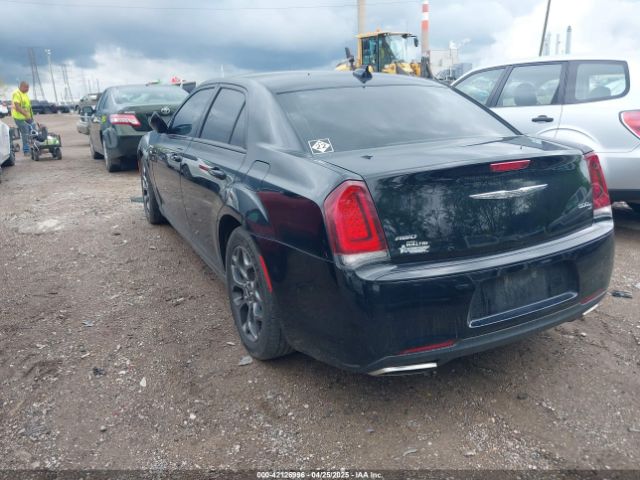 2018 CHRYSLER 300 2C3CCAGG9JH267796 Photo 2