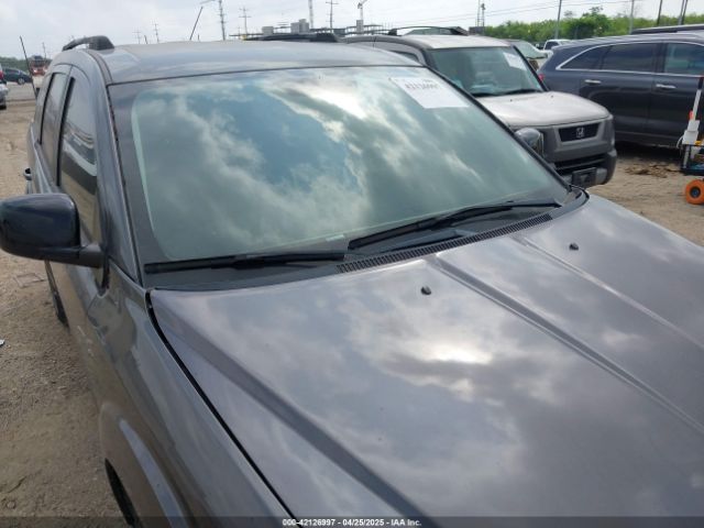 3C4PDCBBXKT860142 Dodge JOURNEY SE