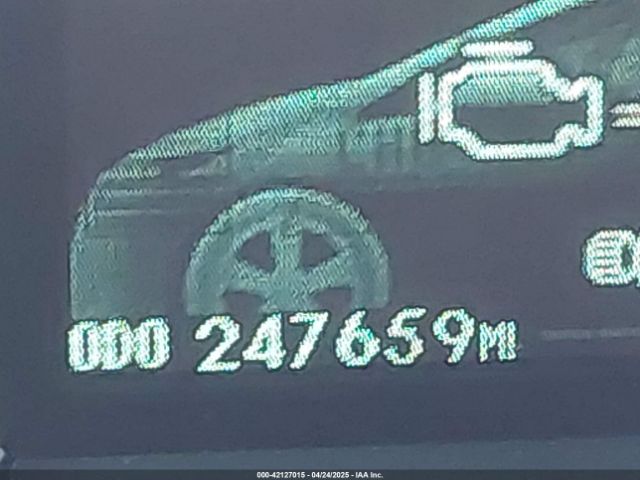 JTDKN3DU1F1899480 Toyota Prius Two
