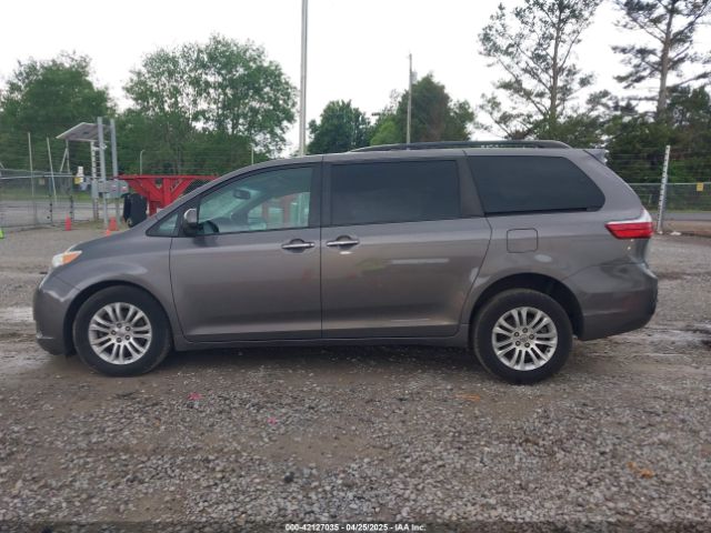 5TDYK3DC8GS721290 Toyota Sienna Xle 8 Passenger