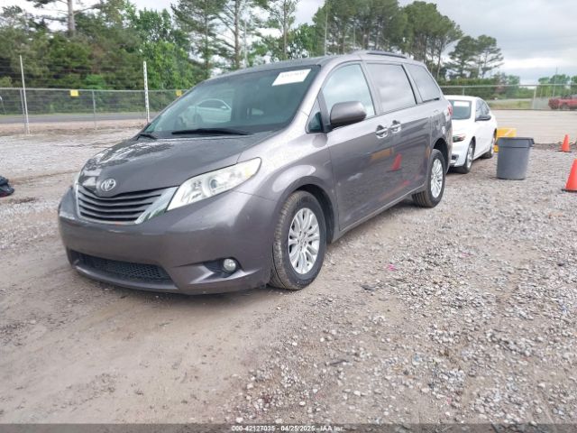 5TDYK3DC8GS721290 Toyota Sienna Xle 8 Passenger