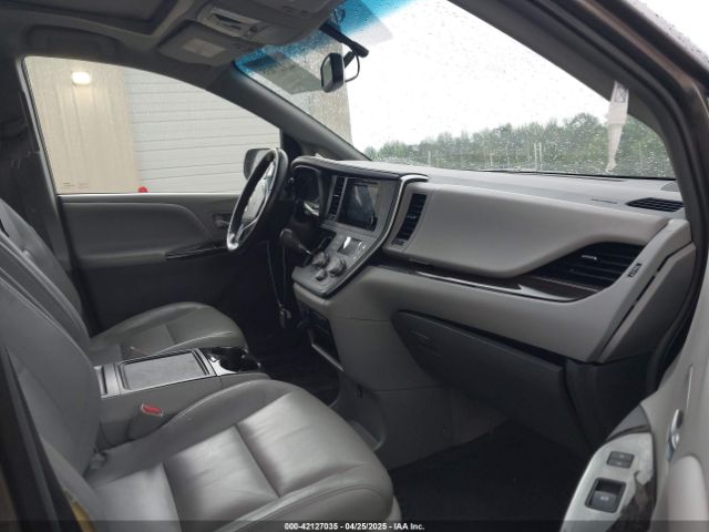 5TDYK3DC8GS721290 Toyota Sienna Xle 8 Passenger