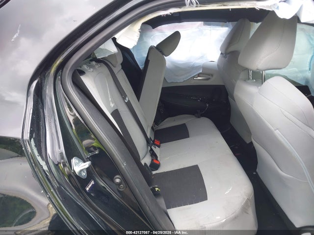 JTNK4RBE4K3039729 Toyota COROLLA SE