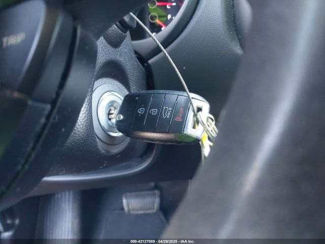 KNDJP3A54F7798286 KIA SOUL +