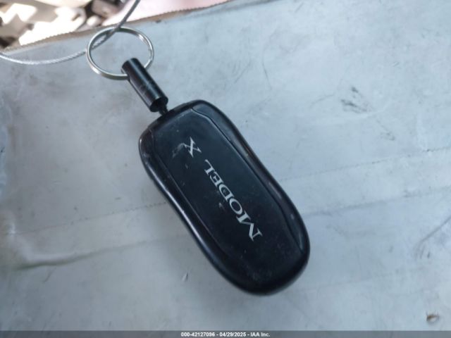 5YJXCAE40GF014533 Tesla Model X 60d/p100d/p90d