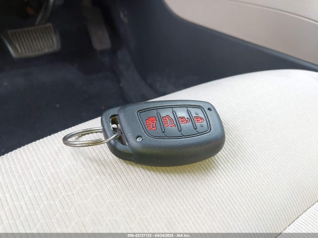 5NPD84LF0JH268455 Hyundai Elantra Value Edition