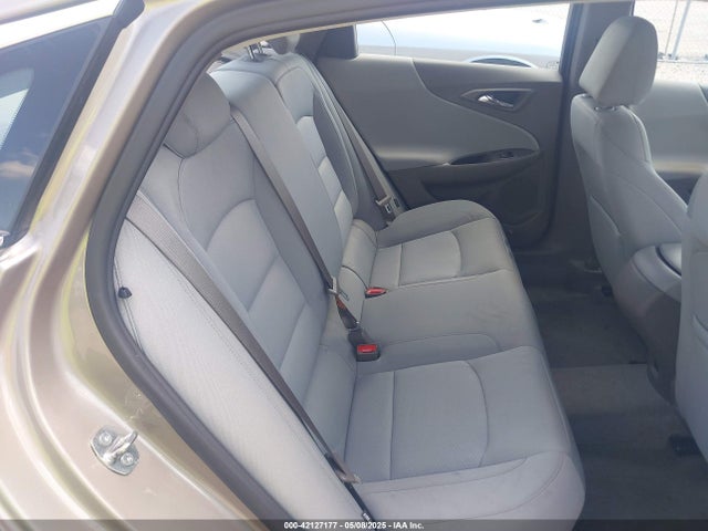 1G1ZB5ST0NF205773 Chevrolet Malibu Fwd Ls