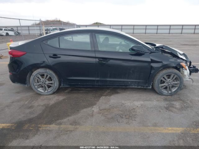 5NPD84LF3JH283998 Hyundai ELANTRA SEL
