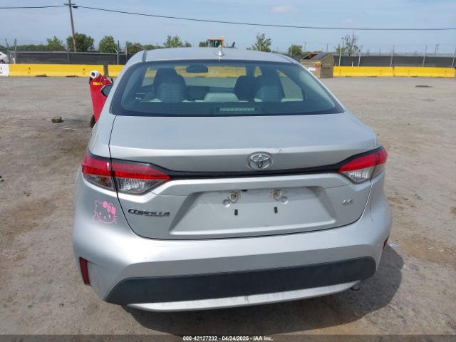 5YFEPMAE2NP338709 Toyota COROLLA LE