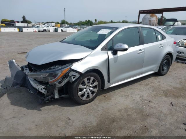 5YFEPMAE2NP338709 Toyota COROLLA LE