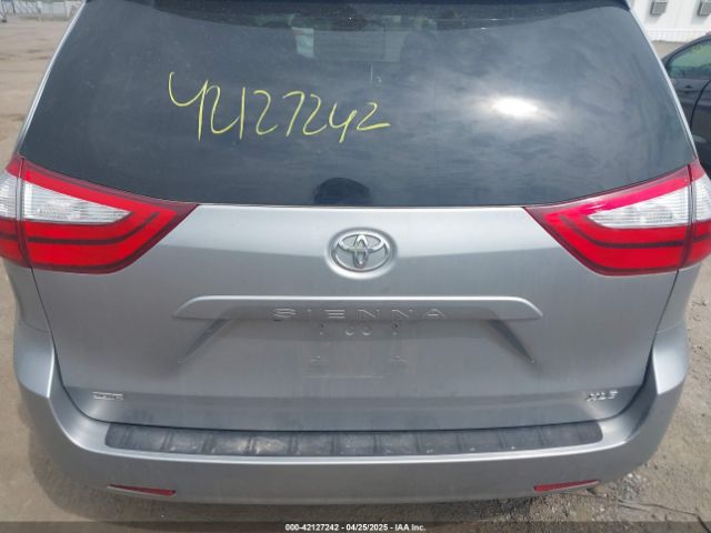 5TDYK3DC3FS571023 Toyota Sienna Xle 8 Passenger