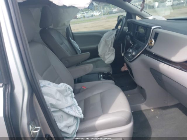5TDYK3DC3FS571023 Toyota Sienna Xle 8 Passenger