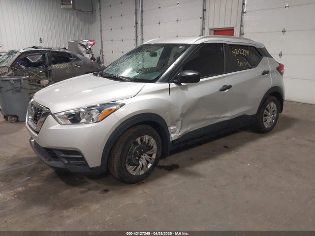 Nissan KICKS S 2019 3N1CP5CU2KL548837 Image 2