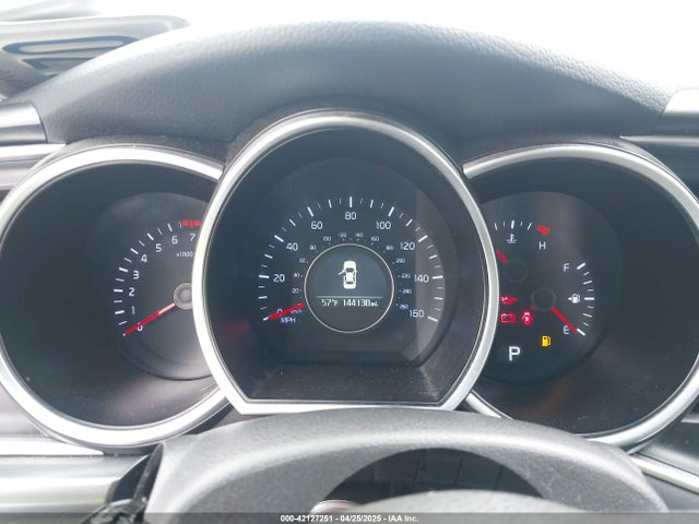 KNAGM4A74F5662579 KIA Optima Lx