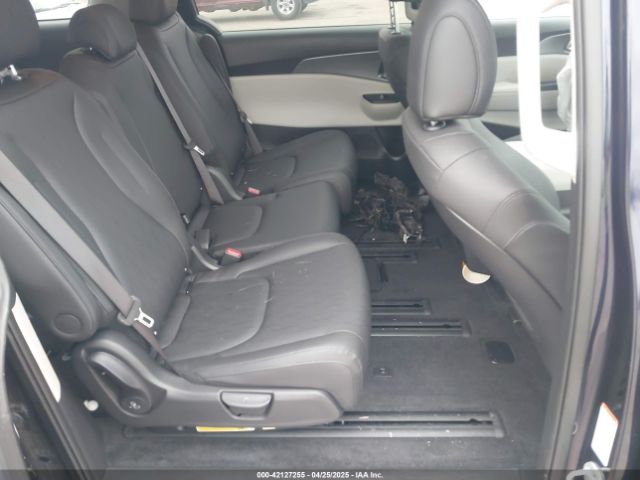 KNDNB4H30R6329183 KIA Carnival Mpv Lx Seat Package