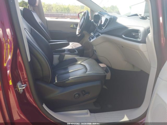 2C4RC1GG1KR552218 Chrysler Pacifica Limited