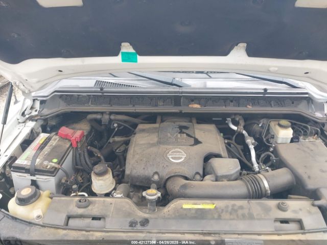1N6BA0ED1EN511595 Nissan TITAN SV