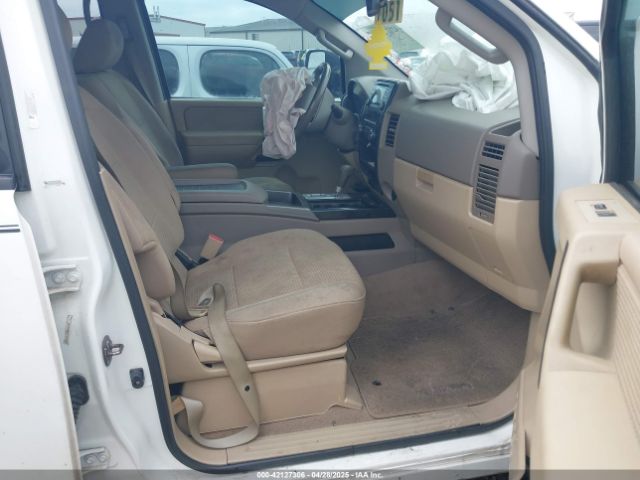 1N6BA0ED1EN511595 Nissan TITAN SV