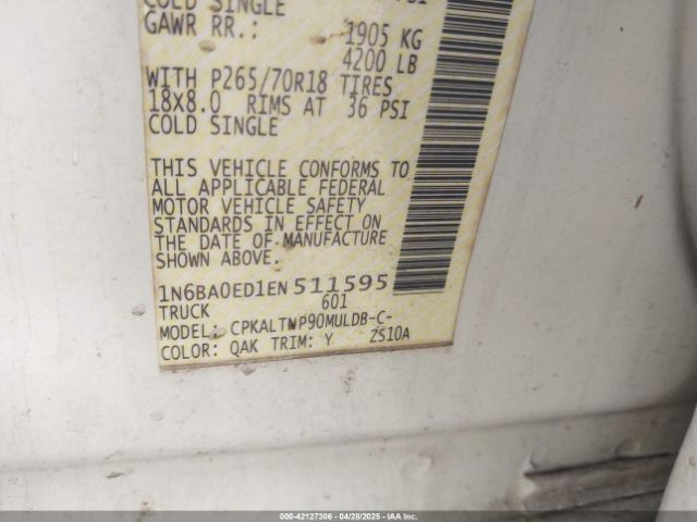 1N6BA0ED1EN511595 Nissan TITAN SV