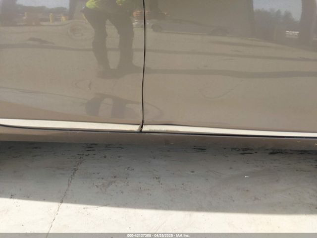 4T1BF1FKXHU673934 Toyota CAMRY XLE