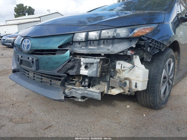 Toyota Prius Prime Premium 2018 JTDKARFPXJ3104302 Image 12