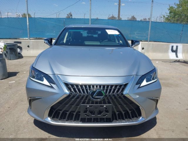 58ACZ1B15PU145072 Lexus ES 350