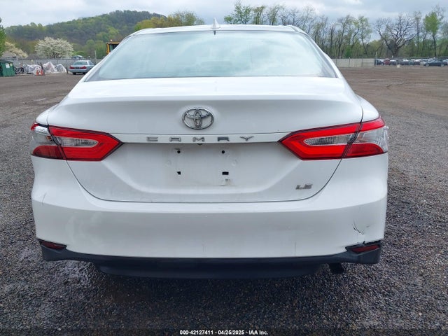 4T1B11HK8KU819721 Toyota CAMRY LE