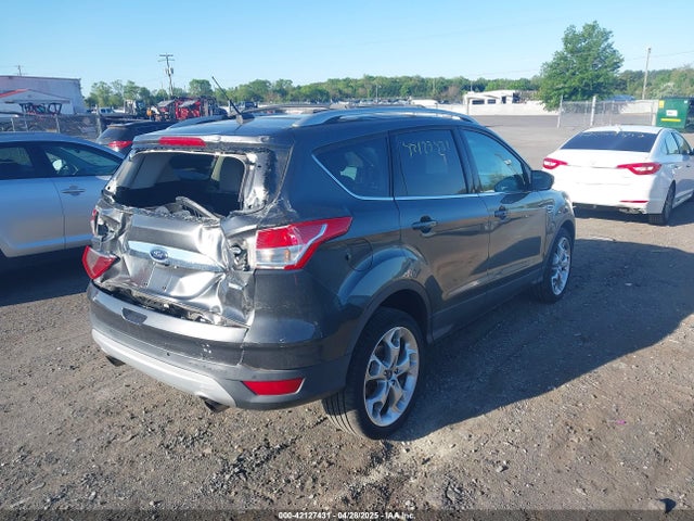 1FMCU9J9XGUC32994 Ford Escape Titanium