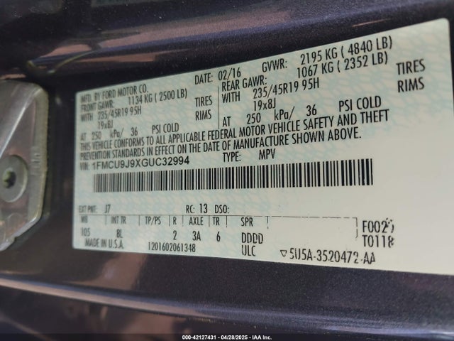 1FMCU9J9XGUC32994 Ford Escape Titanium