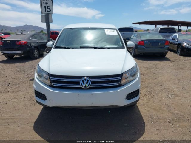 WVGAV3AX5EW580879 Volkswagen TIGUAN S